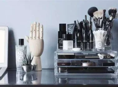 塑料制品中使用色母粒着色会产生褪色现象吗？